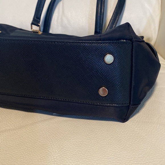 Miztique Nylon Elegant Black Tote computer Travel Bag - Picture 10 of 15